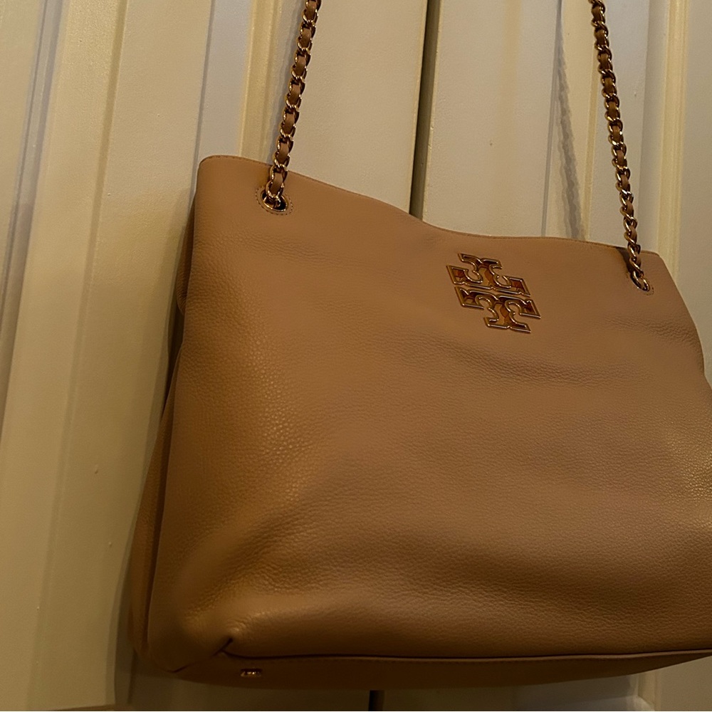Tory Burch - Picture 3 of 4